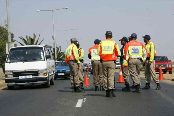 Fines_SA_December_holidays_road_block_roadblock_outstanding_traffic_fines