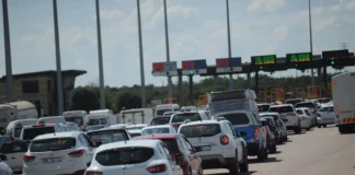 Road Safety Warning as South Africans Travel for Heritage Day South African motorists travelling on the road during the Heritage Day long weekend